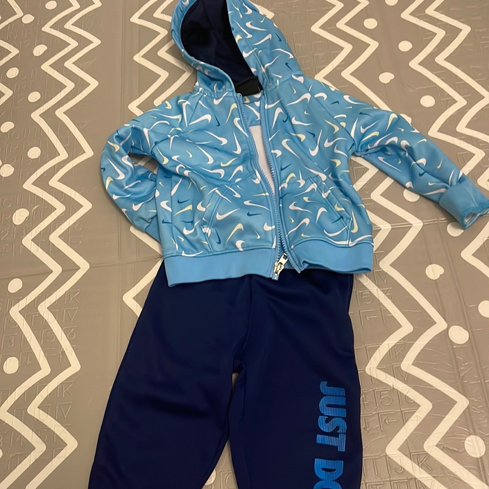 Nike Windbreaker Set 24m